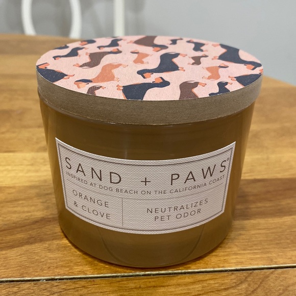 NWOT.  Sand + Paws, 12oz., 2-wick, jar candle. - Picture 2 of 10